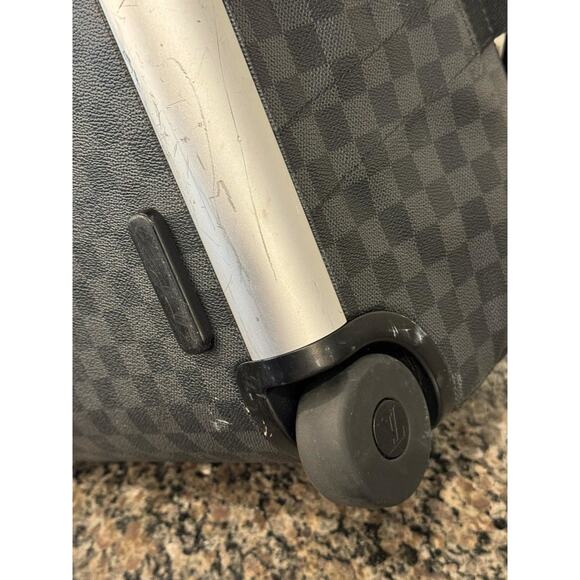 Louis Vuitton Horizon 65 Damier Graphite Suitcase SR1210 - VWG 339432 (339432) - Picture 4 of 13